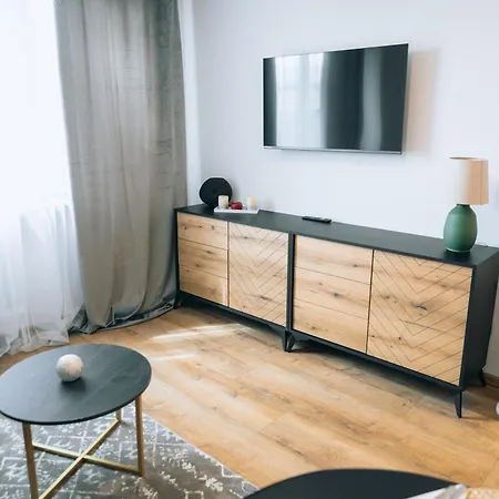 Apartment Narutowicza B- Old Town - By Dp Lublin